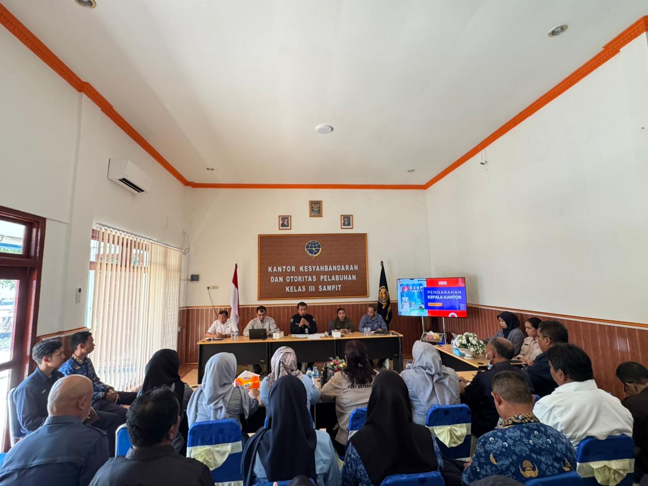 Kantor KSOP Kelas III Sampit Laksanakan kegiatan pengarahan dan Imbauan Peningkatan Integritas Aparatur Sipil Negara (ASN).